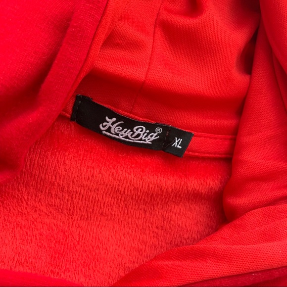 Oversized soft red sweater - Picture 2 of 2